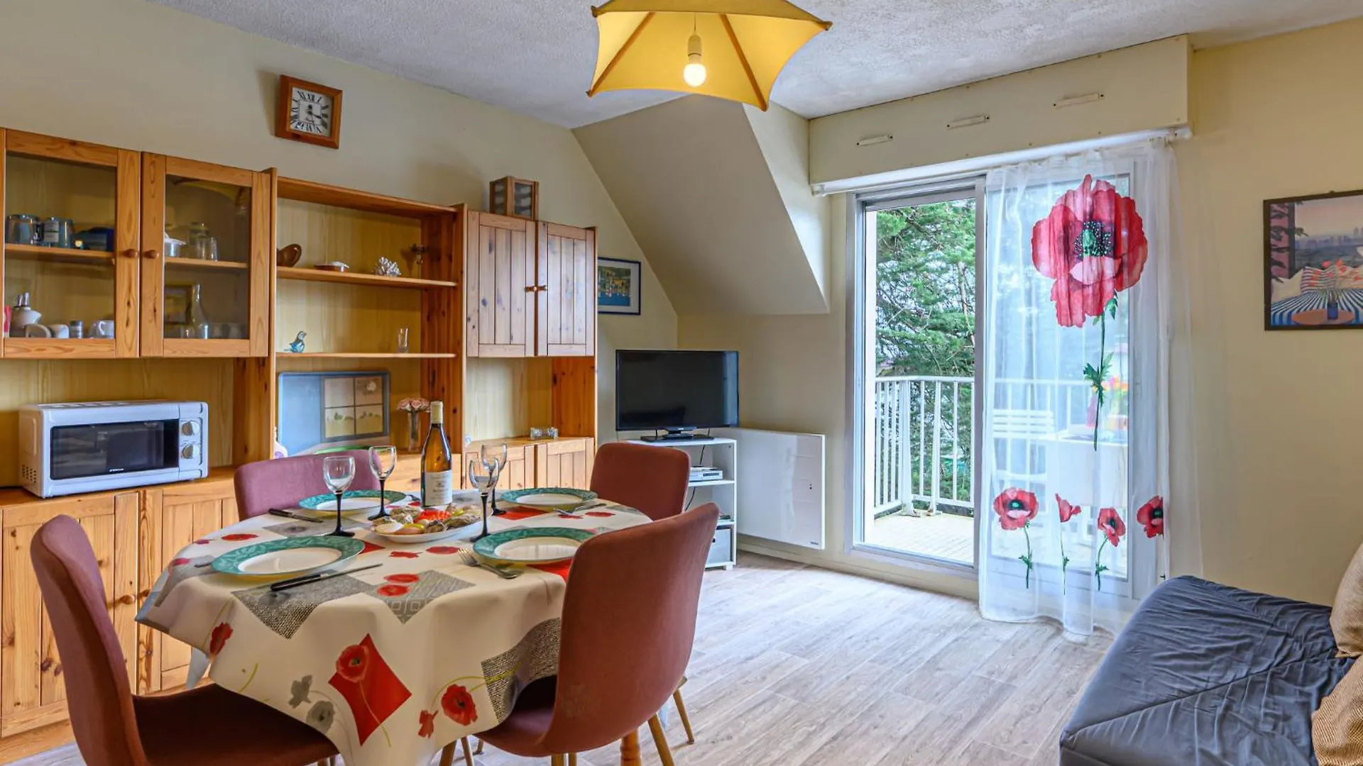 Port-Haliguen Apartment Rose Des Vents-1 By Interhome